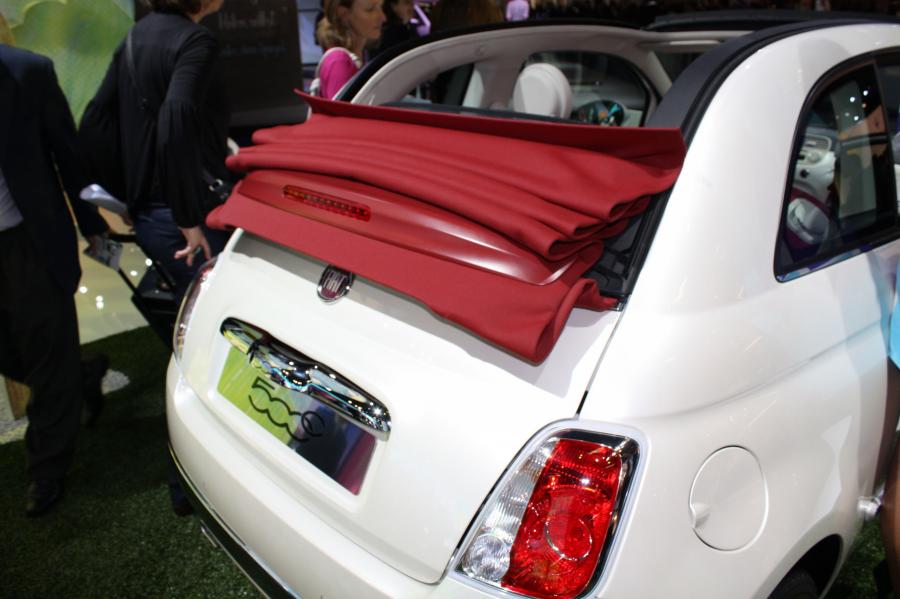  Fiat 500C 2010 года  (фото 16 из 25)